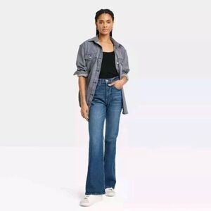 Women's High-Rise Flare Jeans Universal Thread Medium Wash 8 Short